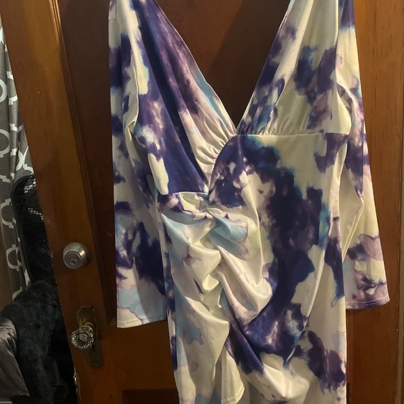 Woman plus size - Picture 3 of 3